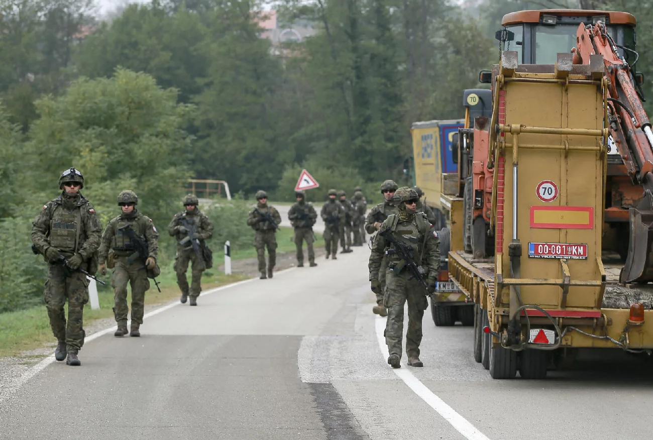 Polscy żołnierze KFOR w Kosowie