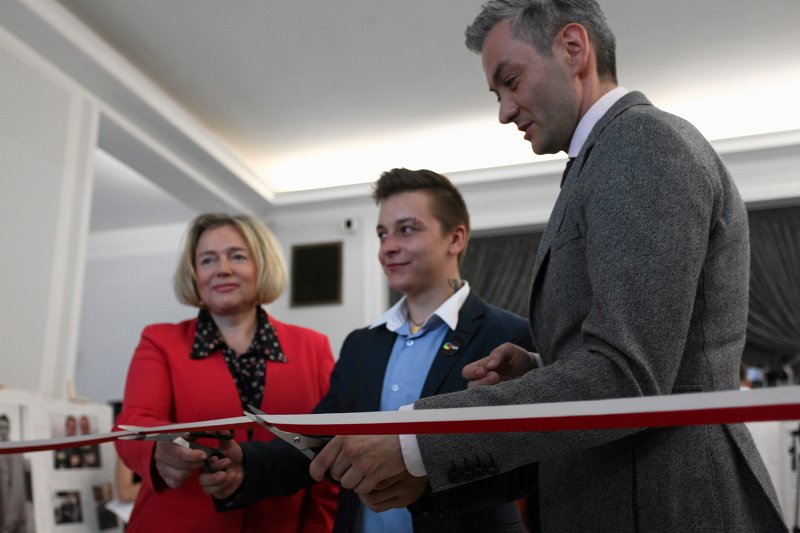 W Sejmie otwarto wystawę "Równi w Europie".