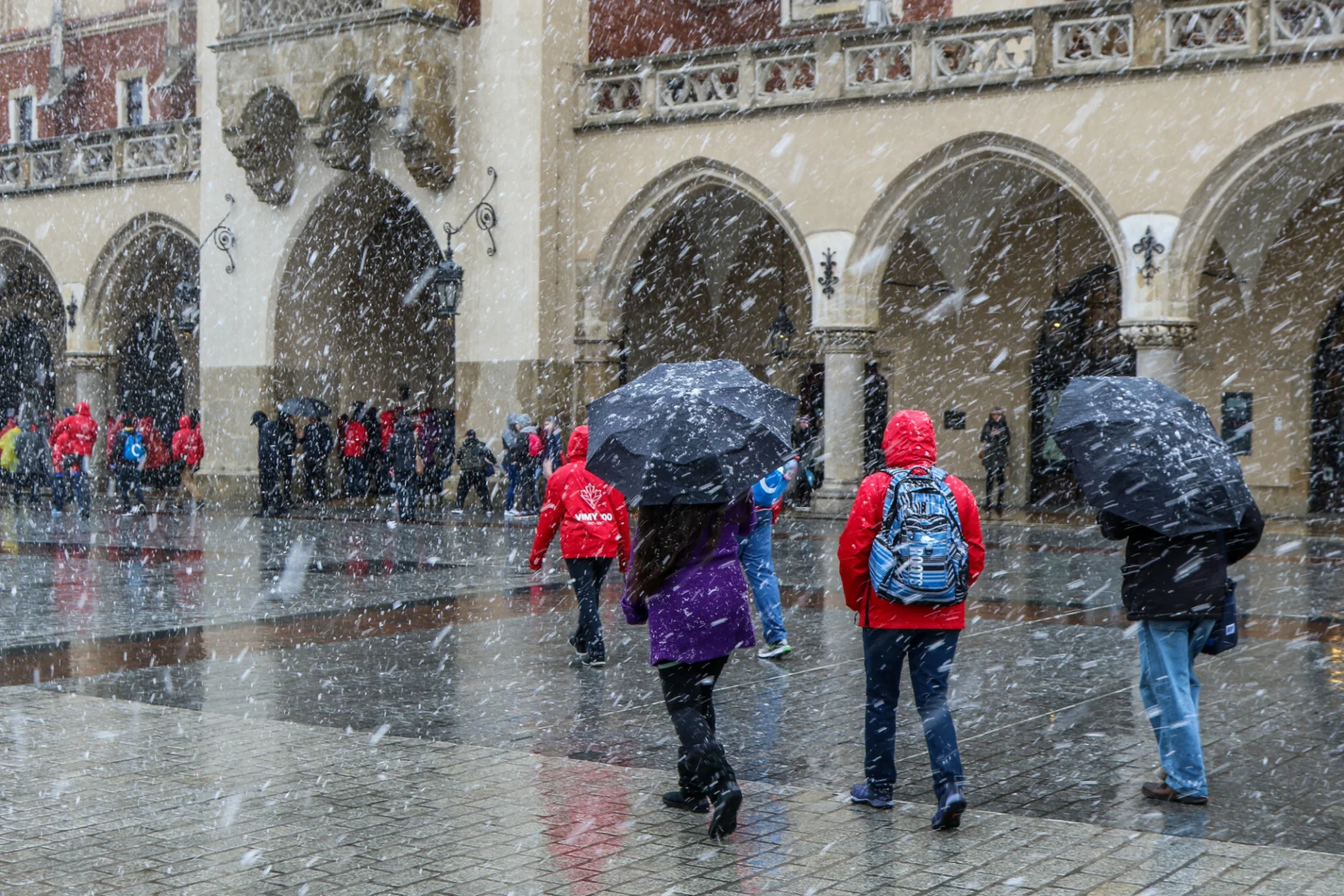 Koszmarna pogoda na 15 maja. W nowej prognozie widać śnieg