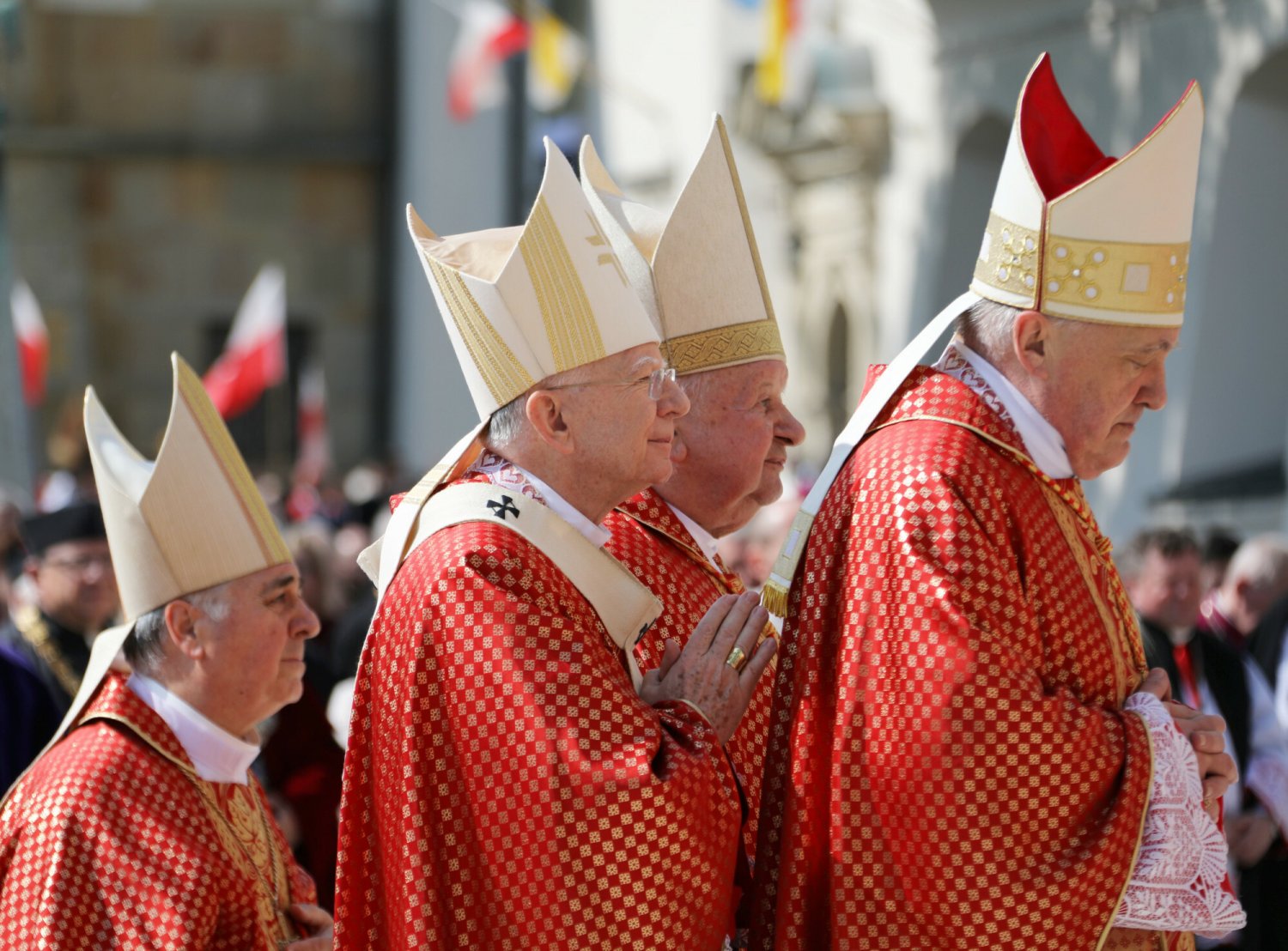 70 proc. Polaków chce zlikwidowania przywilejów dla Kościoła