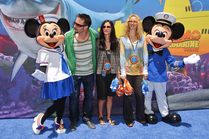 Disney nie jest pierwszą firmą, która zakazuje używania kijków do selfie. Wcześniej zrobiły to już też m.in. władze muzeum w Wersalu.