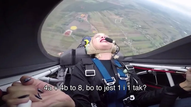 Wyższa matematyka na wyższym pułapie. Liczy wokalistka Natalia Nykiel.