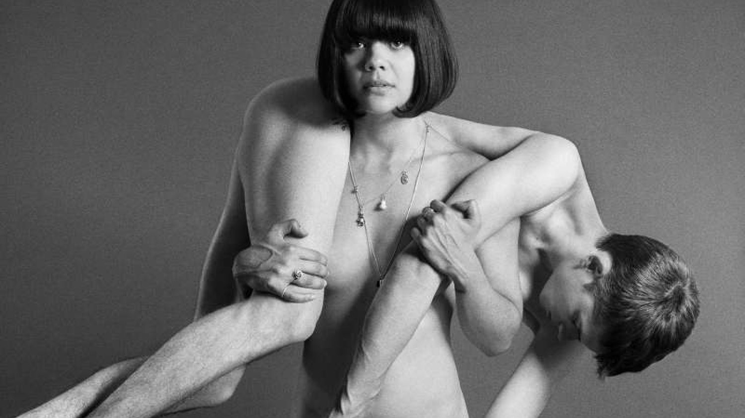 Fragment okładki nowej płyty Bat For Lashes