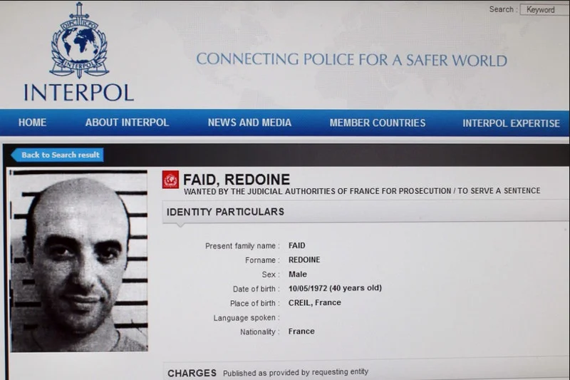 List gończy wystawiony za Redoine Faid'em przez Interpol.