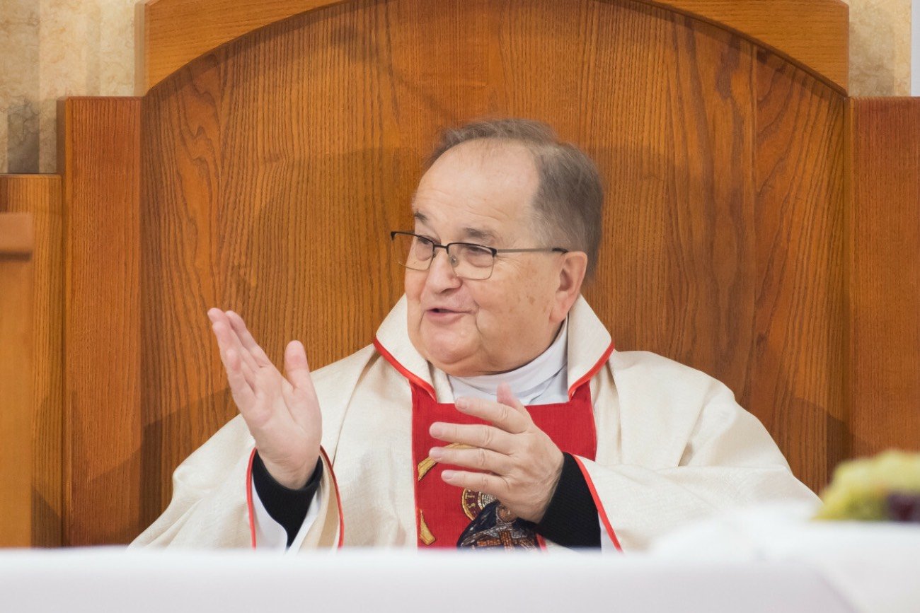 KPRM wykupuje czas antenowy w mediach o. Tadeusza Rydzyka