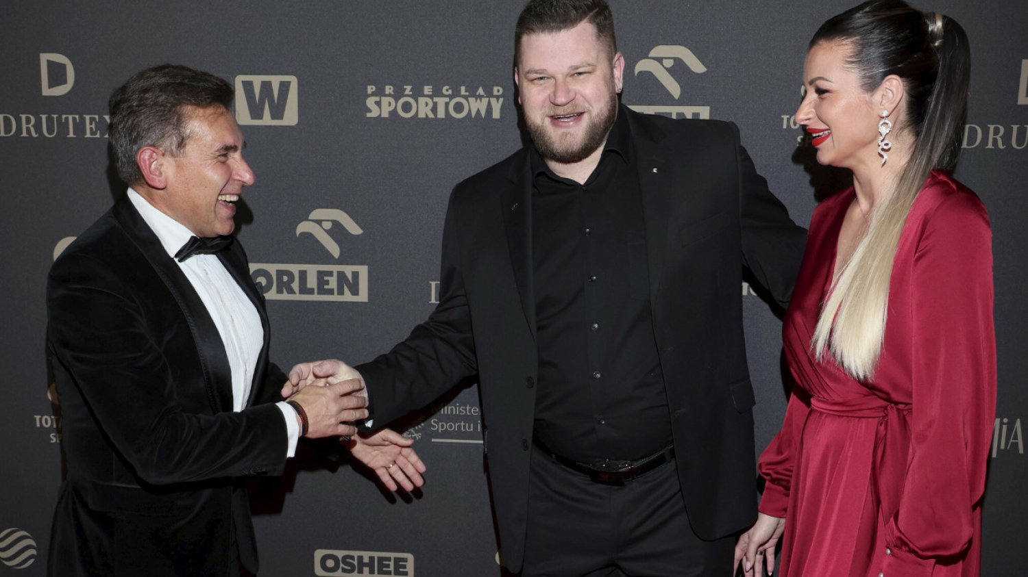 Paweł Fajdek z żoną Sandrą, a także Robert Korzeniowski na gali mistrzów sportu