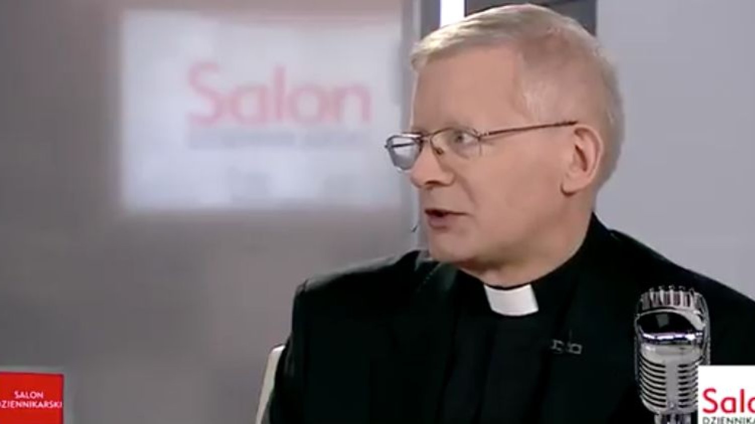 Ksiądz Henryk Zieliński w programie "Salon Dziennikarski" w TVP Info wyraził opinię, że Magdalena Żuk i inne kobiety samodzielnie jeżdżące do państw arabskich proszą się o nieszczęście.
