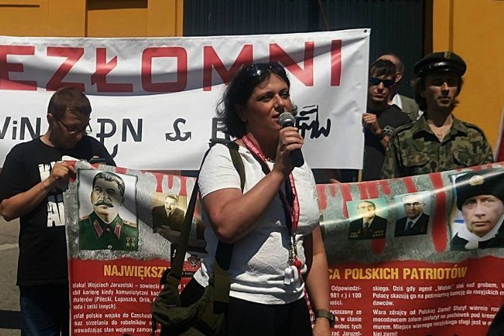 Elżbieta Kogowska-Piasecka obraża osoby LGBT.