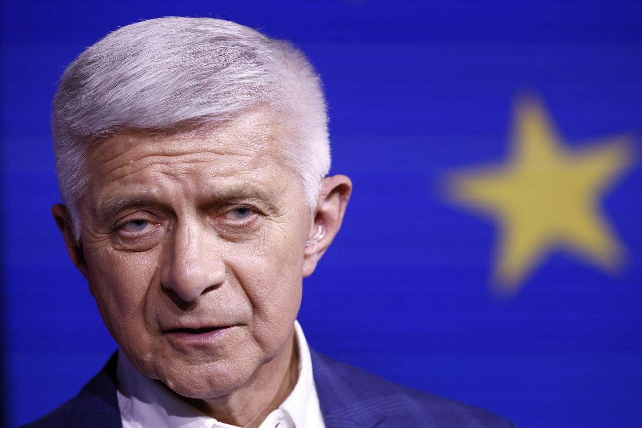 Prof. Marek Belka przestrzega przed... spadkiem cen mieszkań