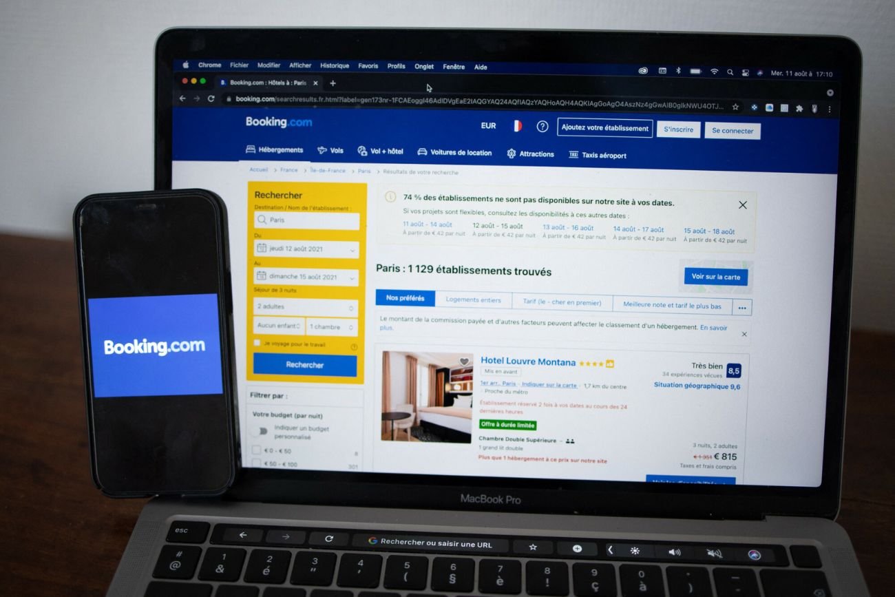 Booking.com będzie zwalniał pracowników