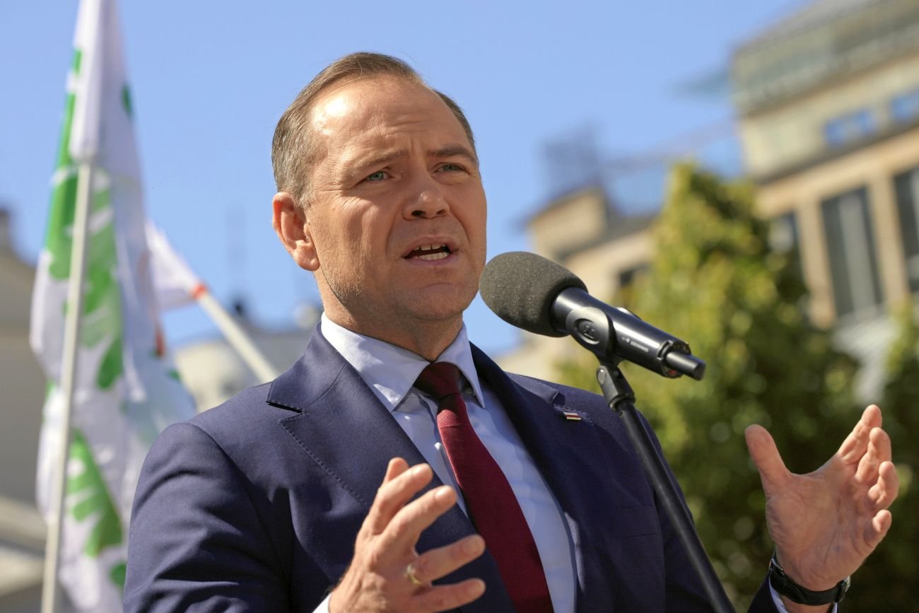 Nawrocki udzielił pierwszego zagranicznego wywiadu. Łatwo zgadnąć, jaki kraj wybrał