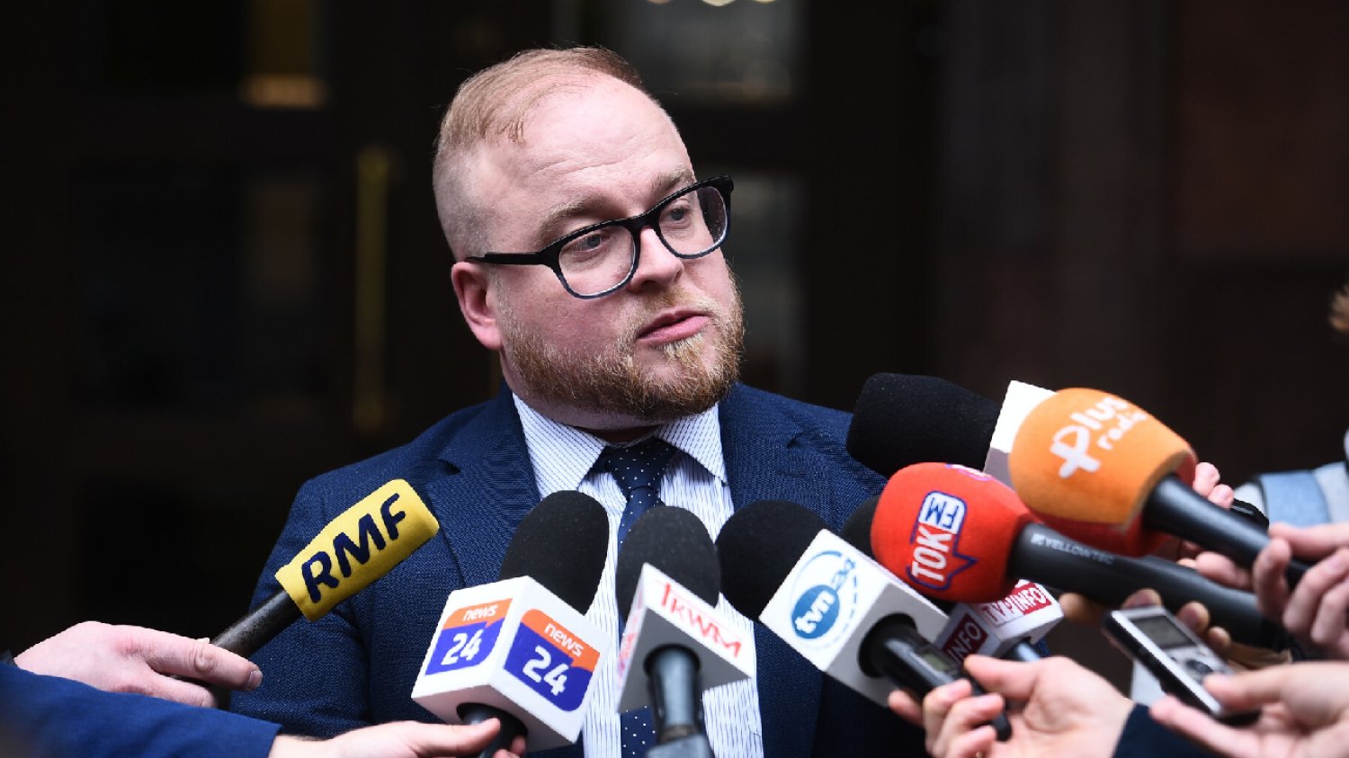 Urzędnik w rządzie PiS jest gejem. Kim jest Łukasz Jasina?