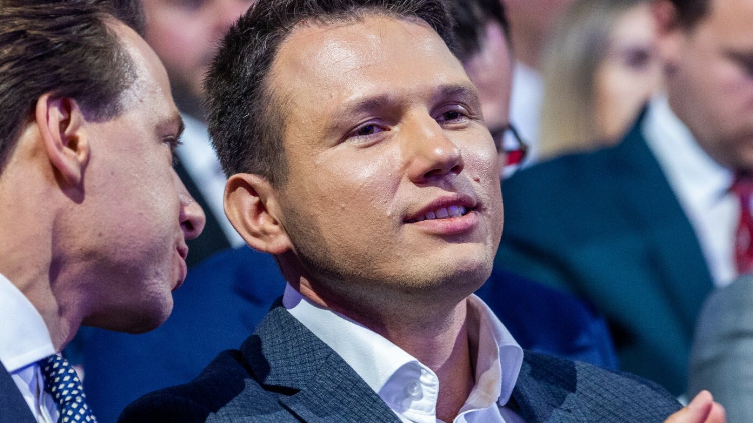Konfederacja z niemal 16 proc. poparciem w nowym sondażu.