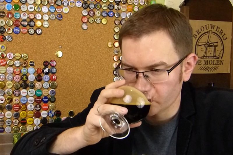 "Cześć, tutaj Tomek Kopyra z blogu blog.kopyra.com" – to przywitanie stało się znakiem rozpoznawczym Tomka Kopyry, autora największego na świecie bloga o piwie