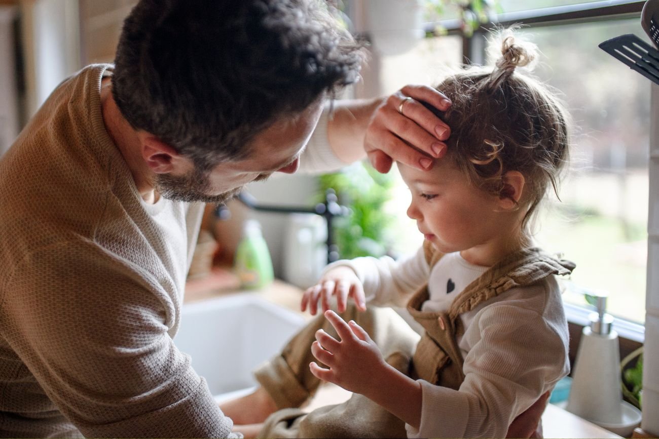 Dzień Ojca zaczął być obchodzony dużo później niż Dzień Matki. Relacji taty i dziecka psycholodzy też nie przyglądali się tak chętnie, jak tej, którą córa i syn tworzą ze swoją mamą. Dzień Ojca zaczął być obchodzony dużo później niż Dzień Matki. Relacji taty i dziecka psycholodzy też nie przyglądali się tak chętnie, jak tej, którą córa i syn tworzą ze swoją mamą.
