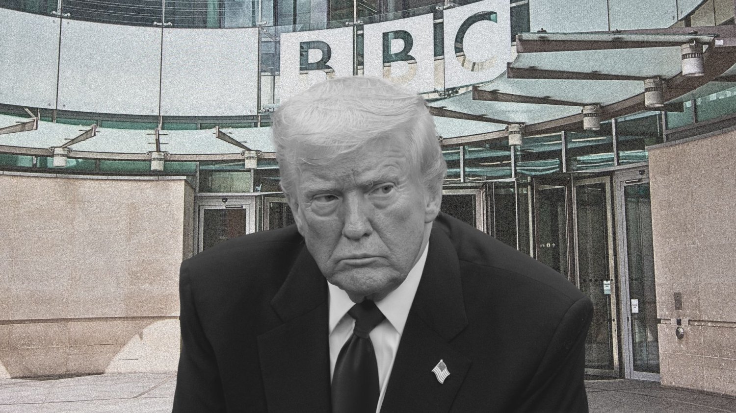 BBC przeprasza Trumpa. Miliarda dolarów nie chcą mu jednak zapłacić Donald Trump na tle logo BBC