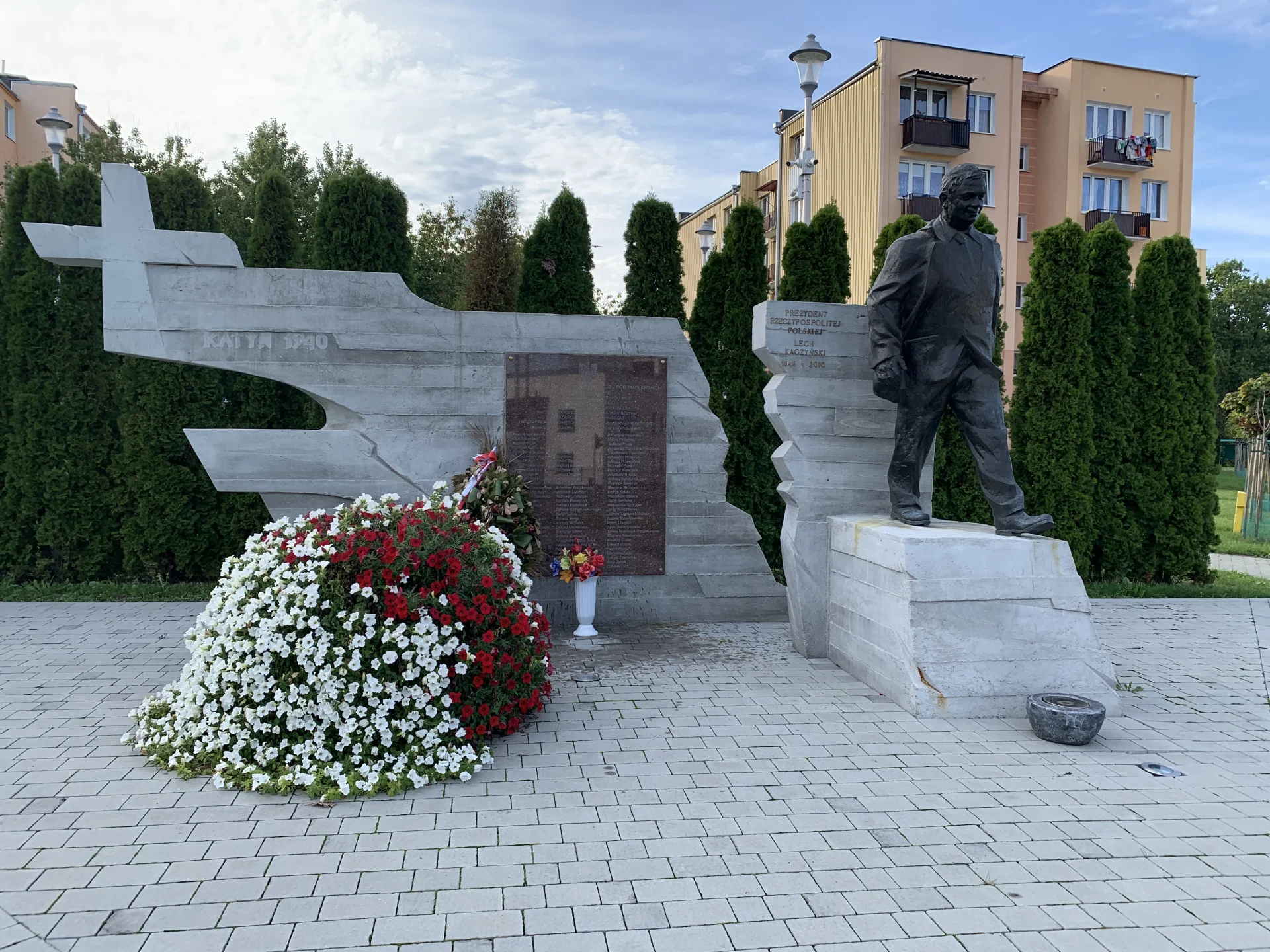 Kraśnik. Pomnik Lecha Kaczyńskiego