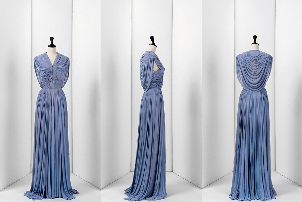 Madame Grès, suknie wieczorowa, jesień-zima 1945;
Collection Didier Ludot © Stéphane Piera / D. Ludot / Roger-Viollet