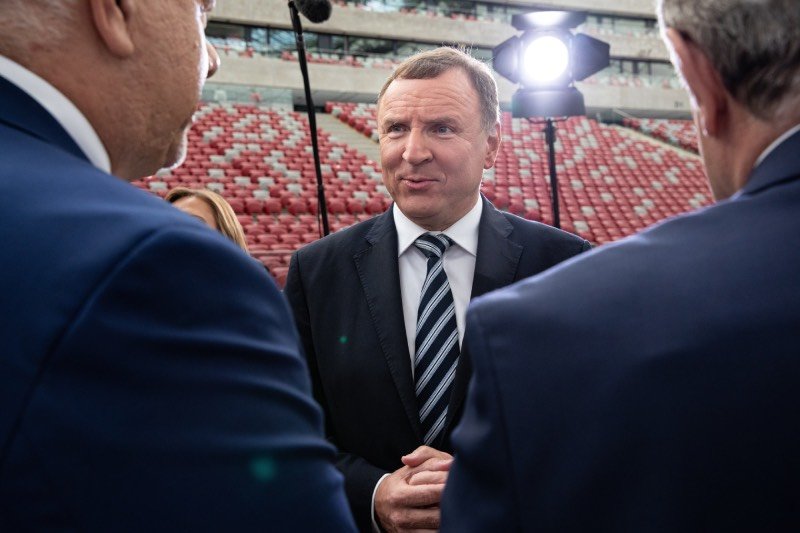 Stacja Kurskiego z prawami do meczów piłkarskich. TVP z prawami do meczów kadry Polski do 2028.