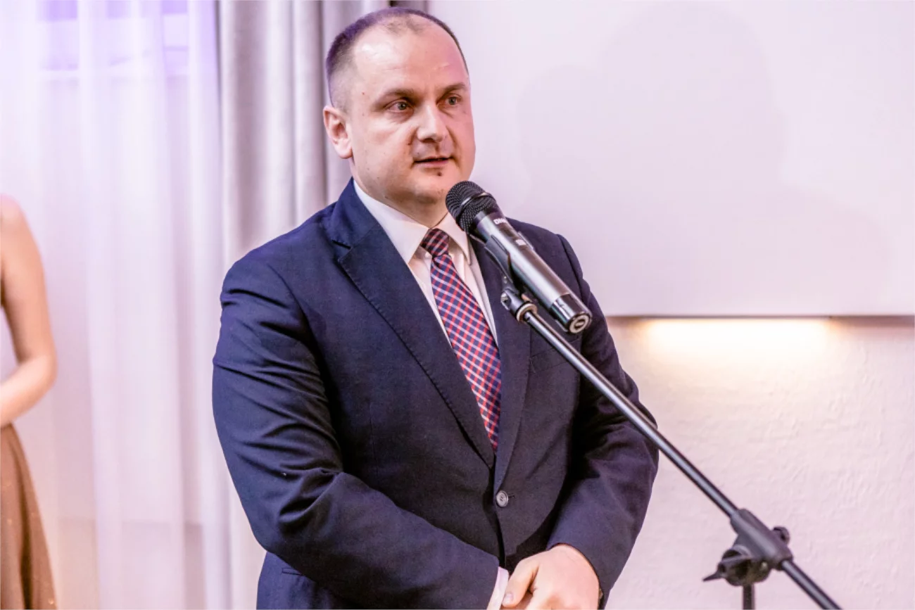 Czy Tomasz Jachymek, burmistrz Zelowa i polityk PiS, brał udział w mafijnej imprezie w Zakopanem? Tomasz Jachymek burmistrz Zelowa