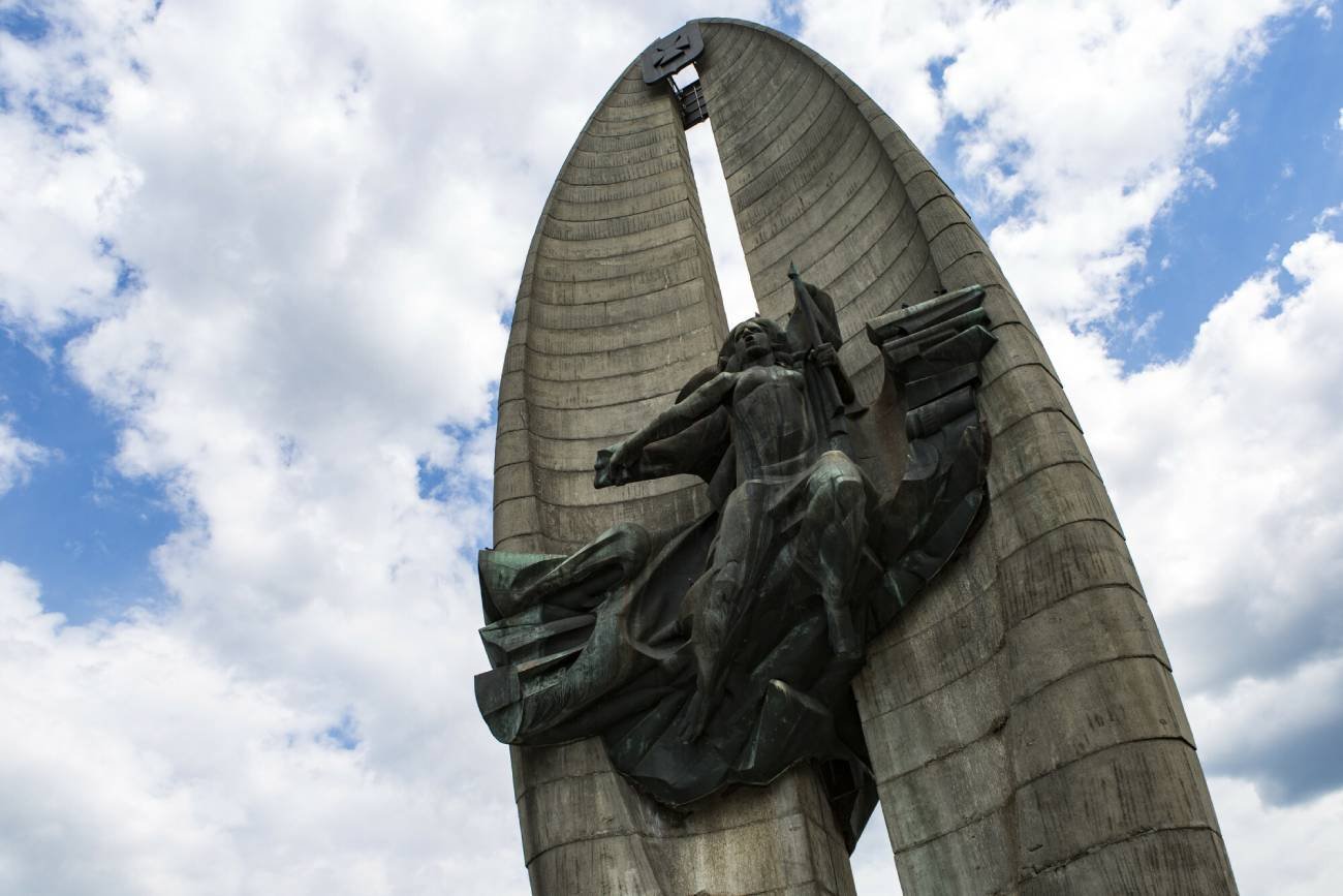 Radni PiS chcą zdemontować pomnik-wizytówkę Rzeszowa. Działka zakonu