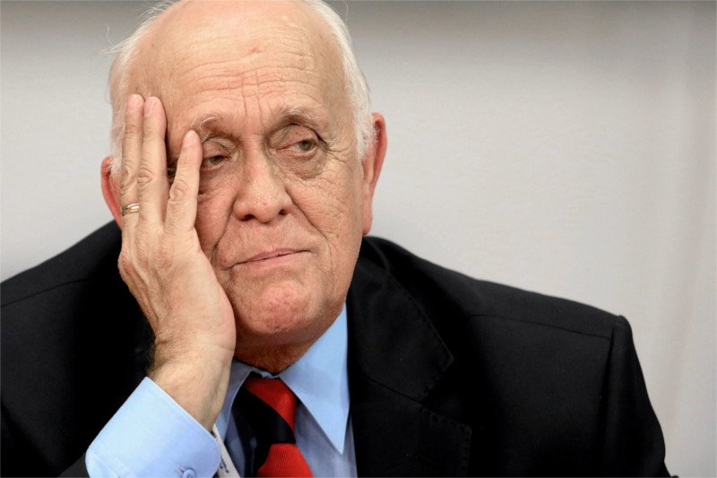 Andrzej Strejlau popisał się umiejętnościami komentatorskimi podczas spotkania Belgii z Japonią. Docenili to internauci.