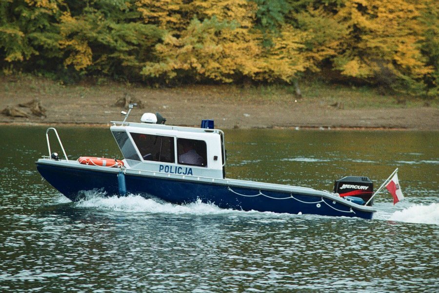 Policja wyłowiła kolejne ciało. Miało znajdować się w Porcie Czerniakowskim, niedaleko zwłok radnego PiS Tomasza Jędrzejczaka.