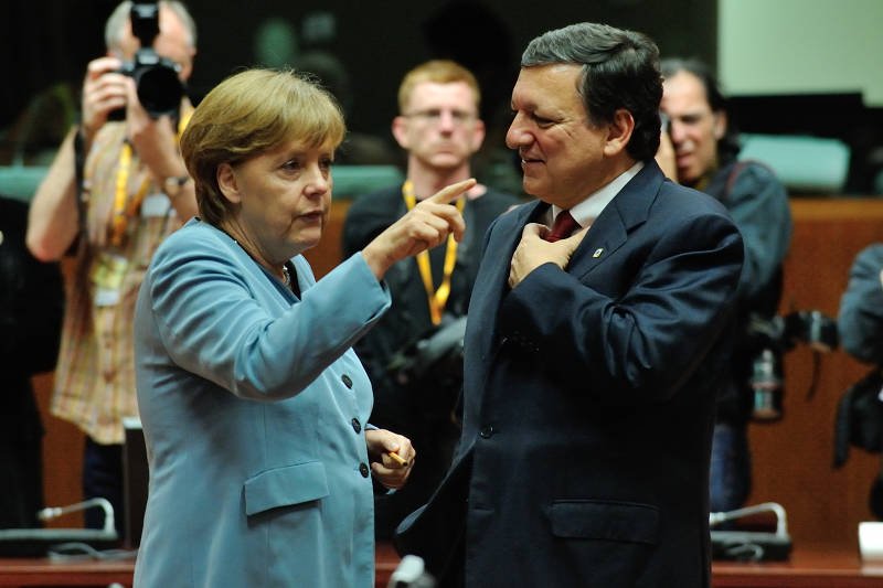 Angela Merkel i Jose Manuel Barroso podczas wczorajszych obrad w Brukseli