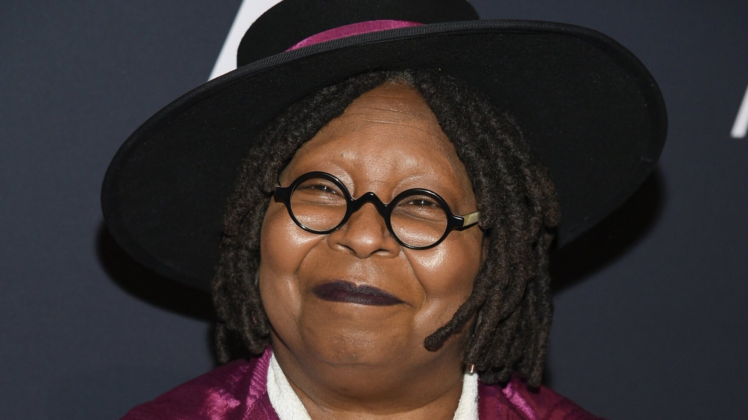 Whoopi Goldberg znów zarzucono antysemityzm. Whoopi Goldberg znów zarzucono antysemityzm.
