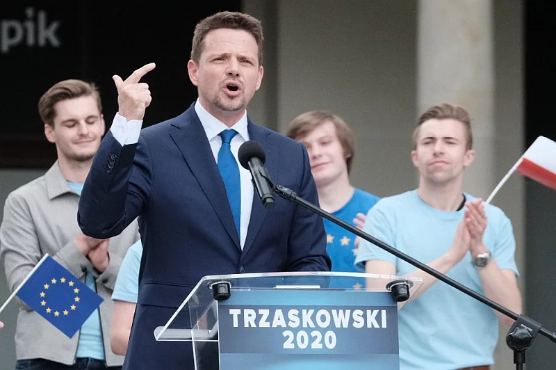 Rafał Trzaskowski wygłosił przemówienie na Placu Wolności w Poznaniu.