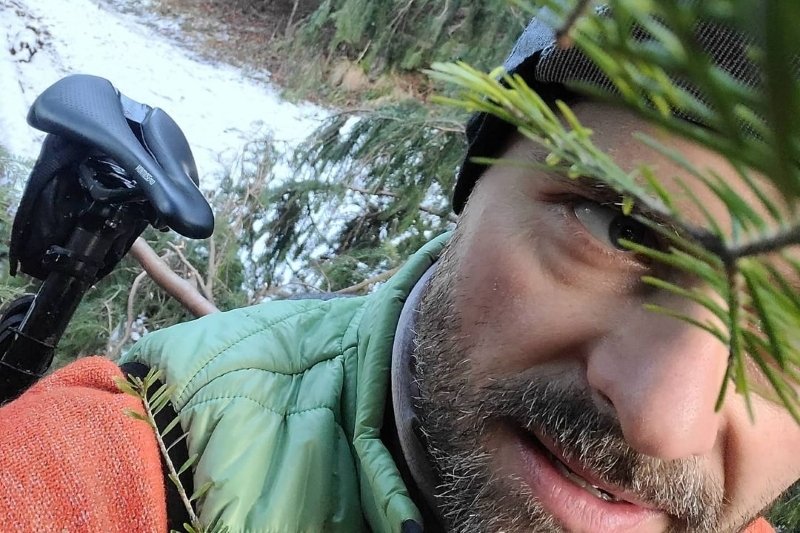 Czy Adam Hofman jest prześladowany przez media? Członek zarządu firmy pijarowej R4S uważa, że nęka go dziennikarz z Fundacji Reporterów.