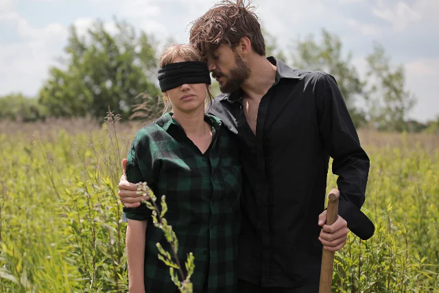 Sebastian Fabijański ("Cukier") i Joanna Kulig (Zuza).