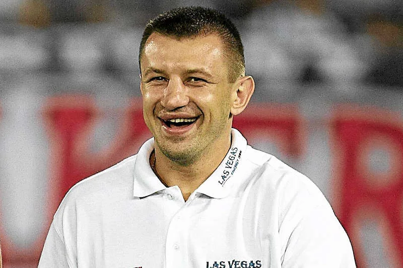Tomasz Adamek odpowiedział na tekst "Wprost" o jego powiązaniach z mafią. "Pomówienia z książki"