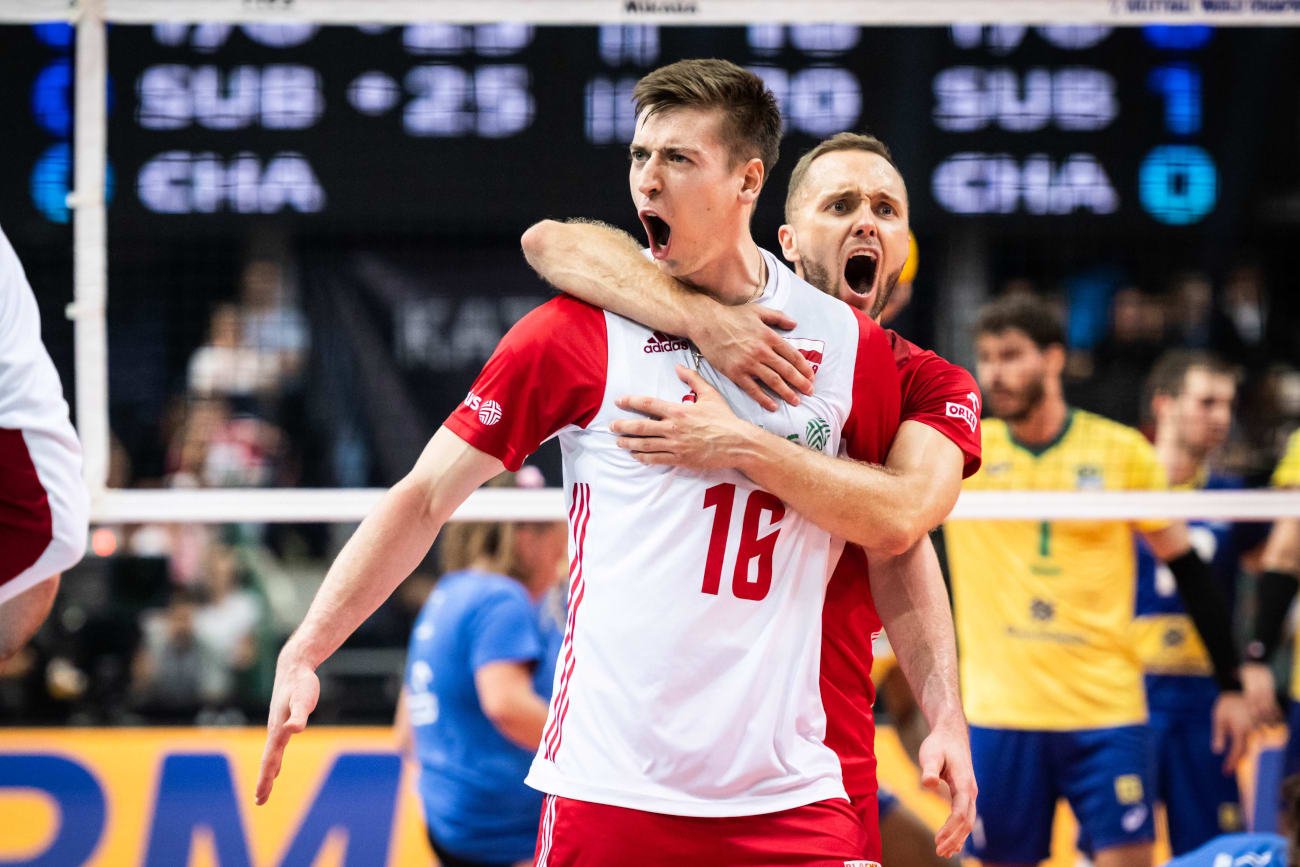 Polscy siatkarze w sobotę ograli Brazylijczyków w katowickim Spodku, dzięki czemu w niedzielę zagrają o złoto MŚ.