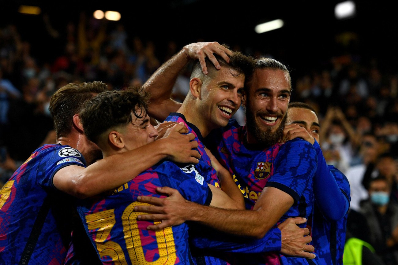 El Clásico, czyli kolejne starcie pomiędzy Barceloną a Realem Madryt. Katalończycy zagrają w roli gospodarza.