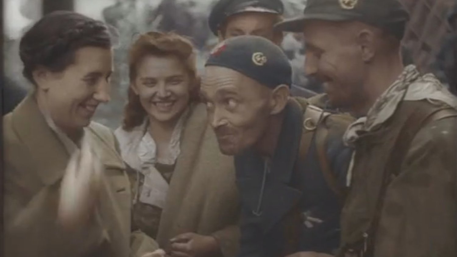 Kadr z filmu "Powstanie Warszawskie"