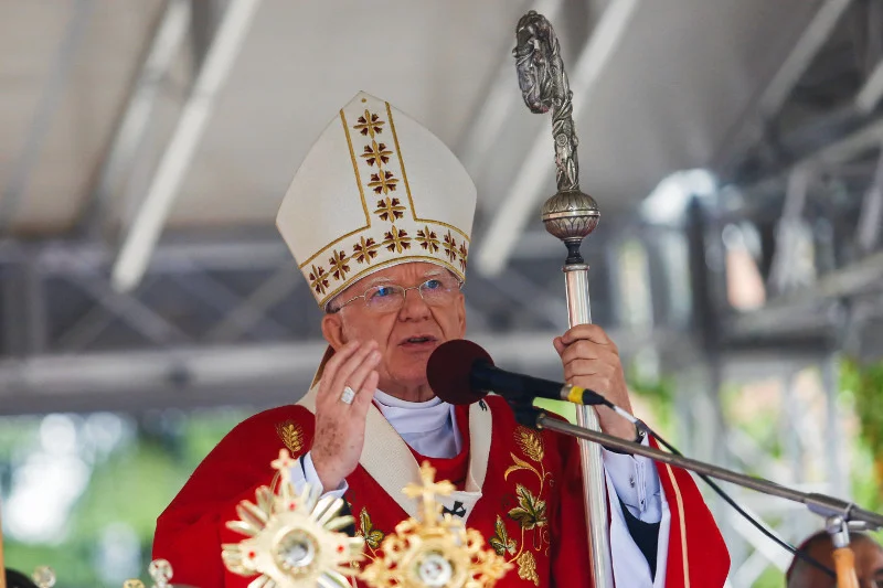 Eliza Michalik: Sądzę, że sytuacja dojrzała do tego, żeby przestać rozmawiać tylko o biskupach i ich skandalicznych wypowiedziach, a zacząć także o polskich katolikach.