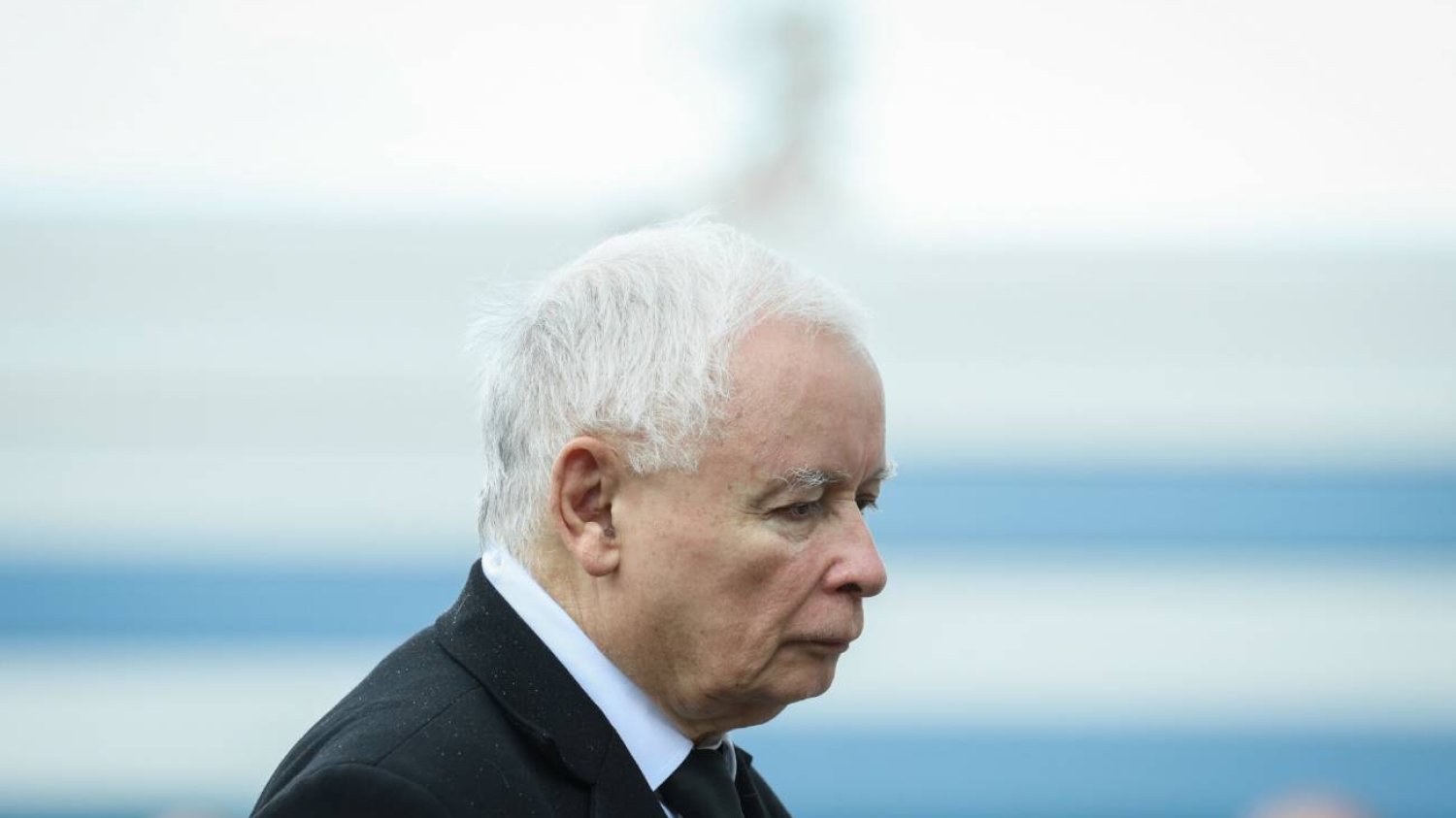 Spadek poparcia dla PiS w najnowszym sondażu. Jak wypadła opozycja?