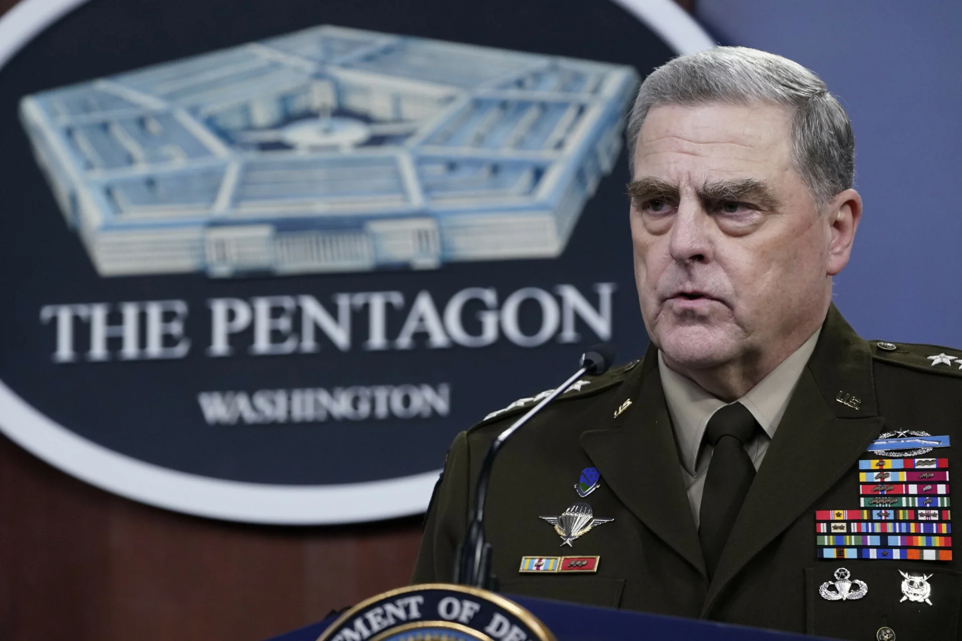 Mark Milley nie wyklucza współpracy USA z Talibami w walce z ISIS-K.