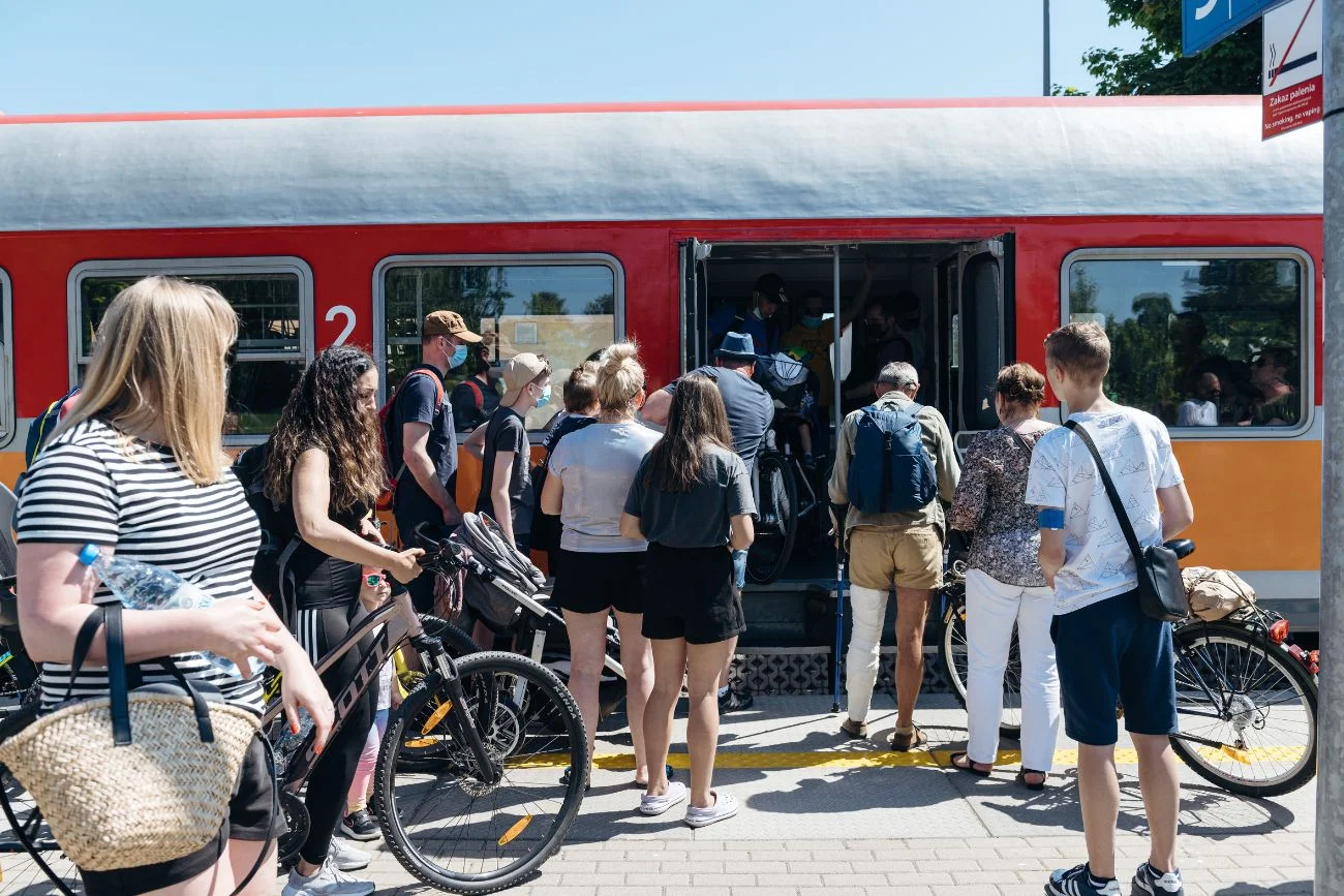 PKP ma ważny komunikat dla podróżujących. Od poniedziałku zaszły zmiany. PKP z komunikatem dla podróżujących. Chodzi o kontrole na granicach.