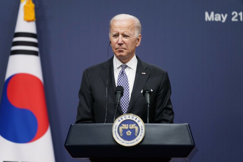 Nowa pomoc z USA dla Ukrainy. Joe Biden podpisał dokument podczas wizyty w Korei Południowej