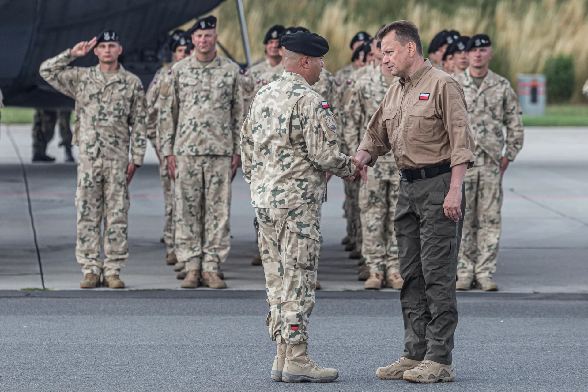 Gen. Koziej ostro skrytykował polskie władze w kontekście doniesień o ogromnym wycieku danych wojskowych.