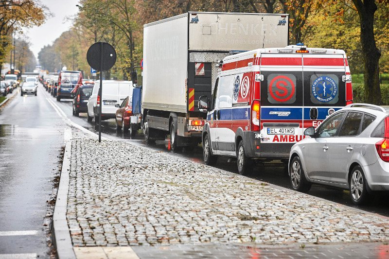 Po wprowadzeniu zmian takie obrazki w centrach miasta mogą zniknąć.
