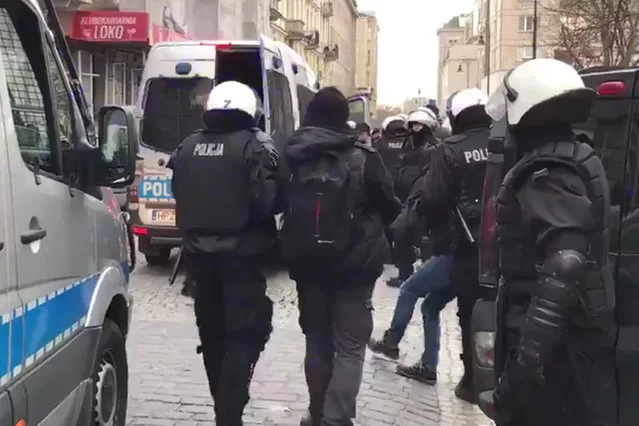 Według policji w trakcie tego zatrzymania kobieta nie usłyszała żadnych obscenicznych słów.