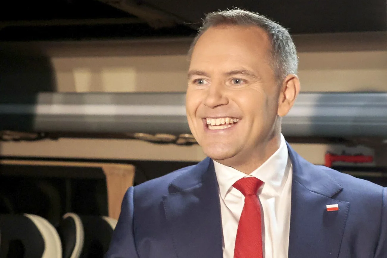 Karol Nawrocki dostał wsparcie od kandydata na prezydenta rumuńskiej skrajnej prawicy, George'a Simiona Karol Nawrocki dostał wsparcie od kandydata na prezydenta rumuńskiej skrajnej prawicy, George'a Simiona