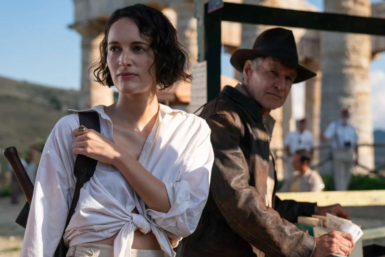 Phoebe Waller-Bridge jako Helena Shaw i Harrison Ford jako Indiana Jones w filmie "Indiana Jones i Artefakt Przeznaczenia".