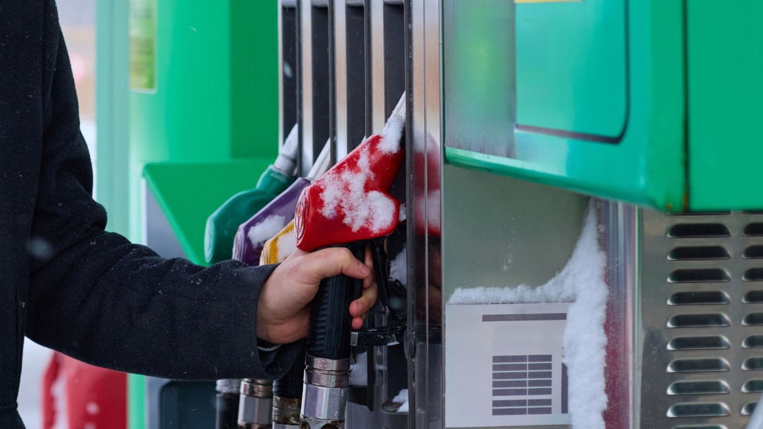 Wojna na Bliskim Wschodzie wywróci ceny paliw. Nawet 7 zł za litr już nie brzmi jak żart