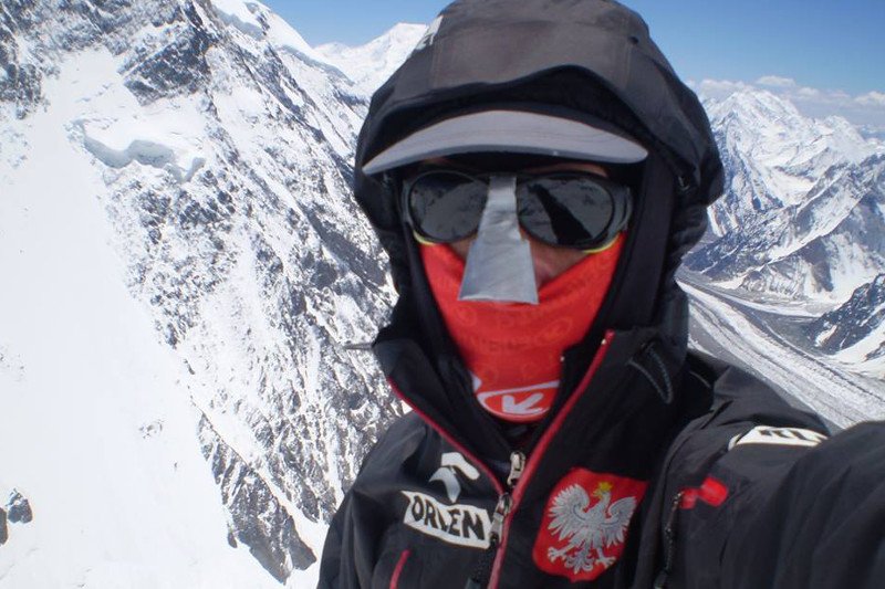 Janusz Gołąb może zastąpić Denisa Urubko w roli wspinaczkowego partnera Adama Bieleckiego na K2.