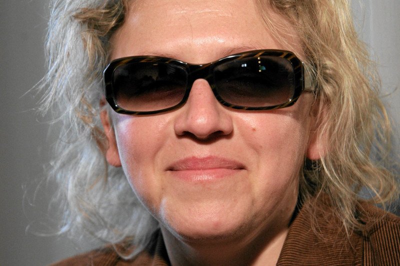 Justyna Kucińska jest osobą niewidomą i walczy o prawo wyborcze dla osób niepełnosprawnych.