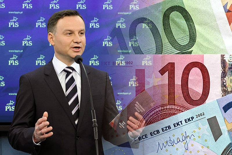 Czyżby Andrzej Duda strasząc euro trafił w dziesiątkę? To sugeruje najnowszy sondaż.